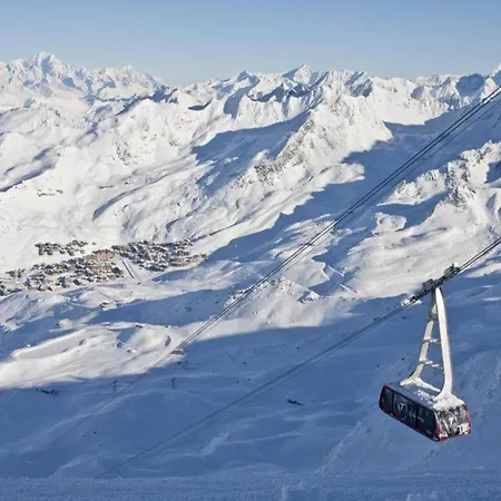 In French Alps, Savoyard Charm Appartement *