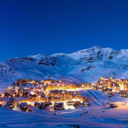 In French Alps, Savoyard Charm Appartement Val Thorens